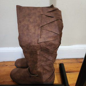 Female Boots